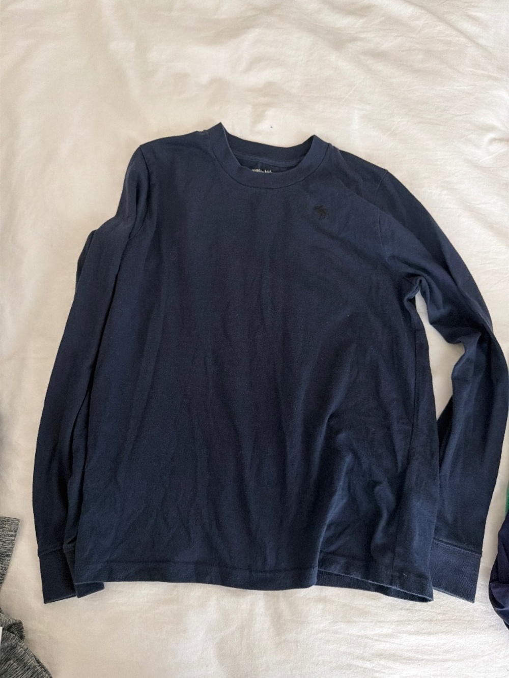 Abercrombie kids essential long sleeve shirt size 13/14